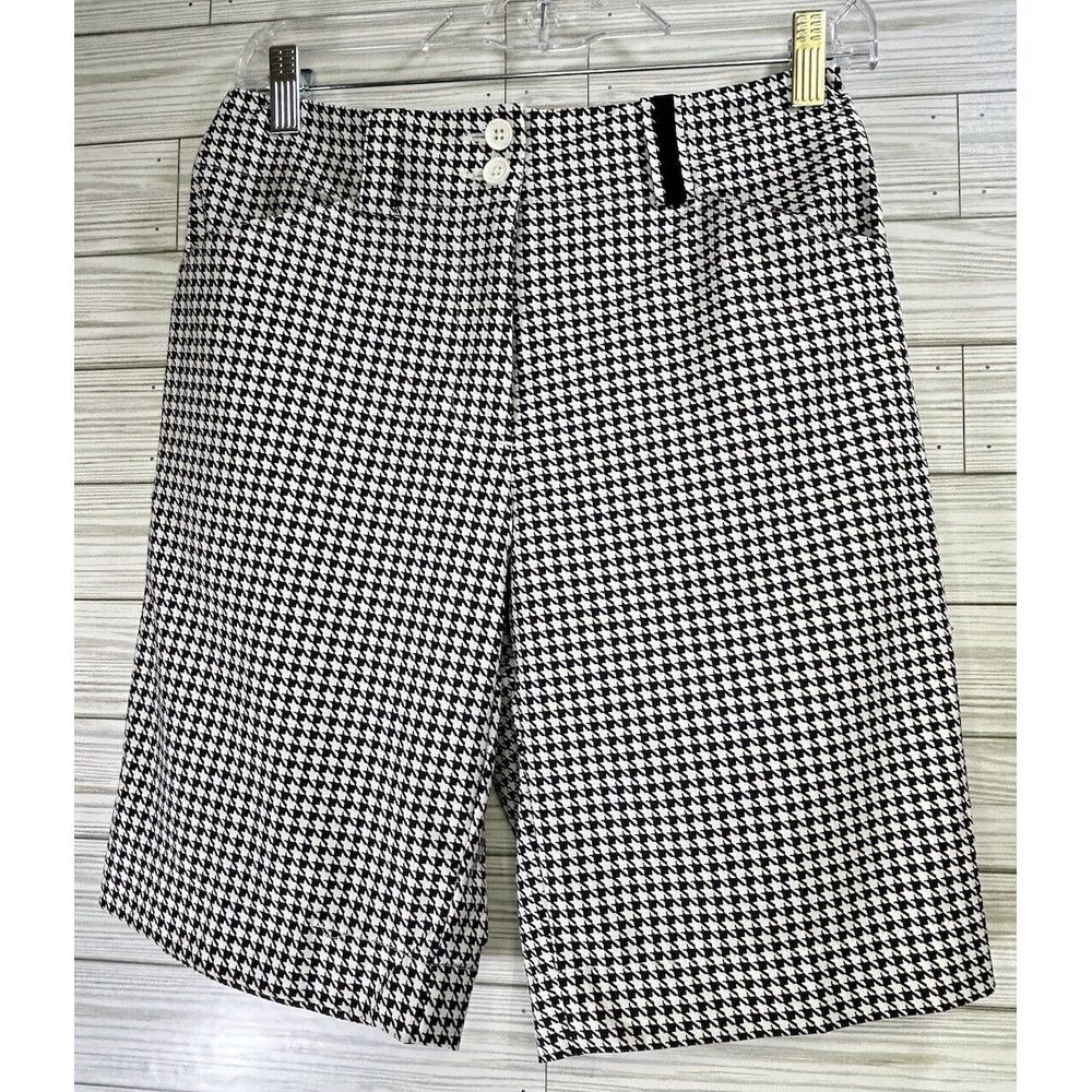 Nike Women'sGolf Fit Dry Bermuda Shorts White Black Houndstooth Size 2 Polyester
